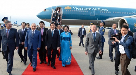 Vietnamese president arrives in Azerbaijan for official visit 